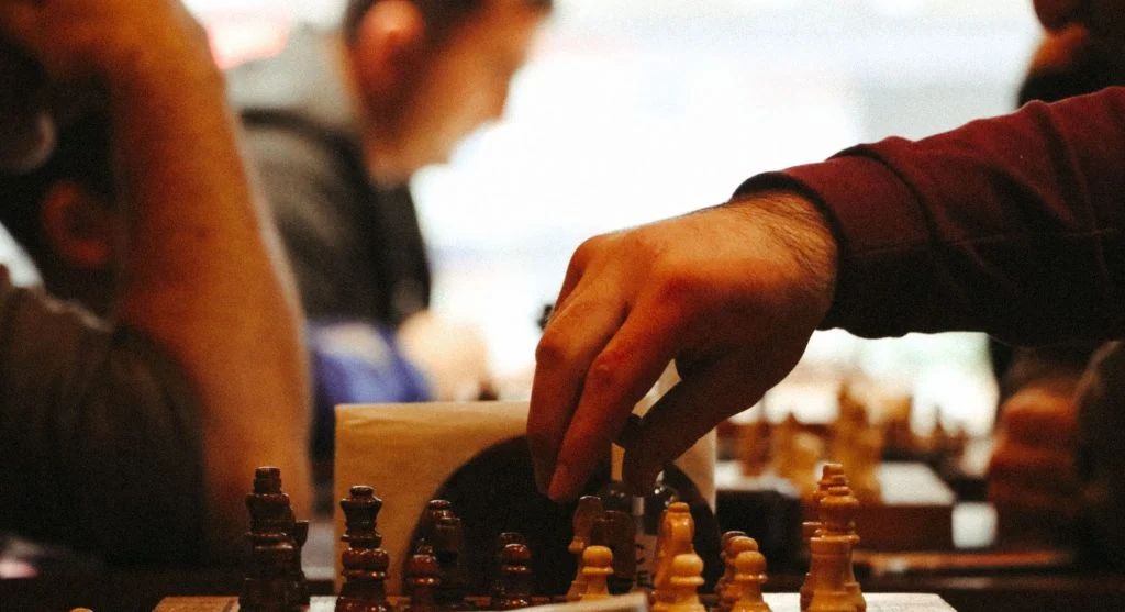 Game sense improves decisions beyond reaction speed