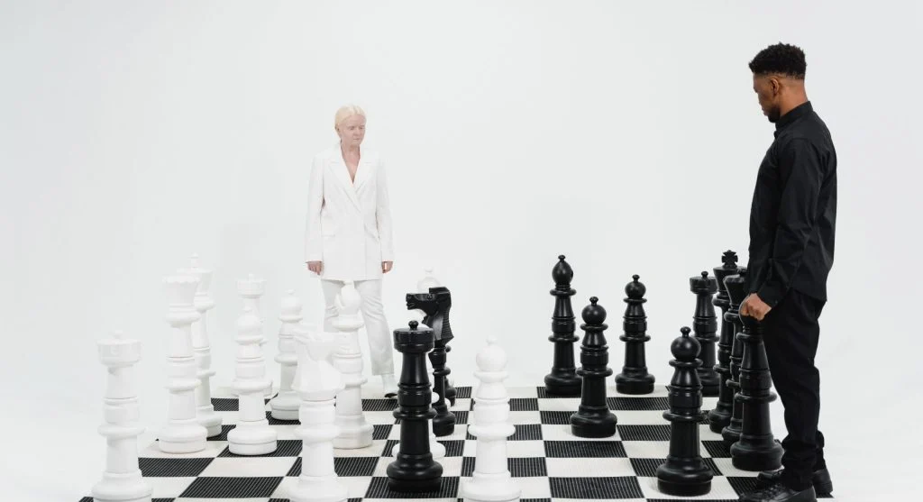 Planning early game strategy improves performance