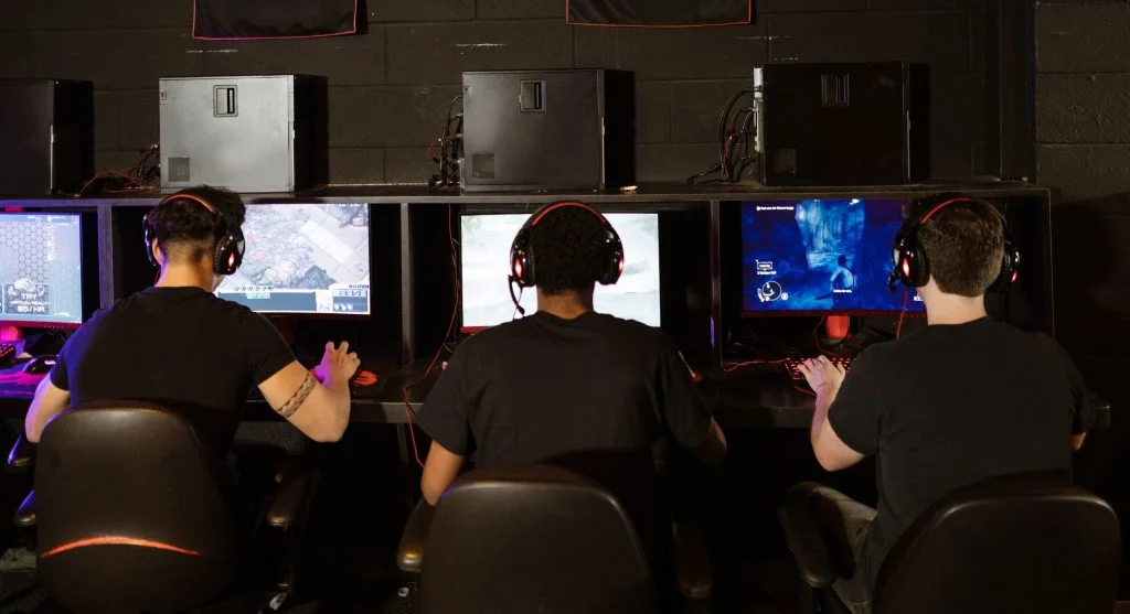 shorter focused sessions improve gaming performance more than long sessions
