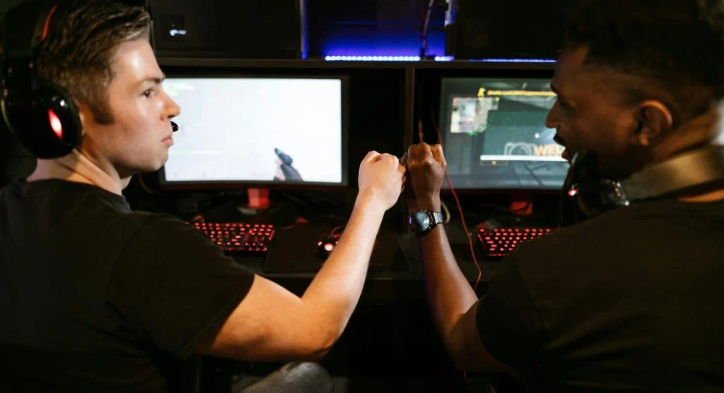 Understanding hitboxes improves aiming accuracy in games