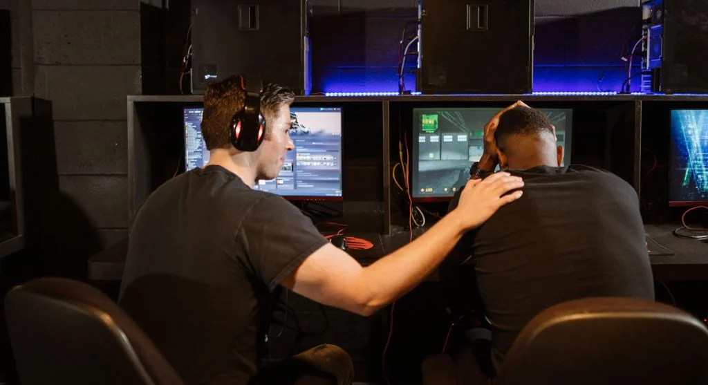 why players panic in games under pressure situations