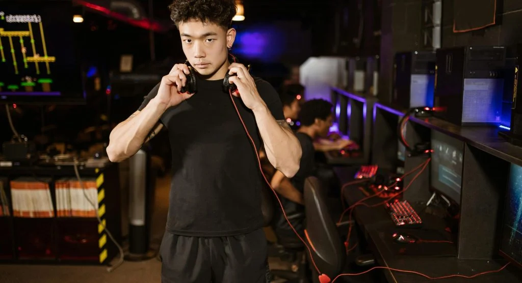 gamer focusing on process