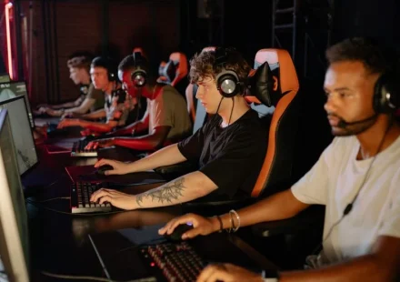 Hidden gaming skill focus and awareness improving performance