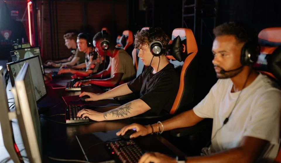 Hidden gaming skill focus and awareness improving performance