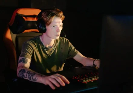 Getting outplayed by worse players in games