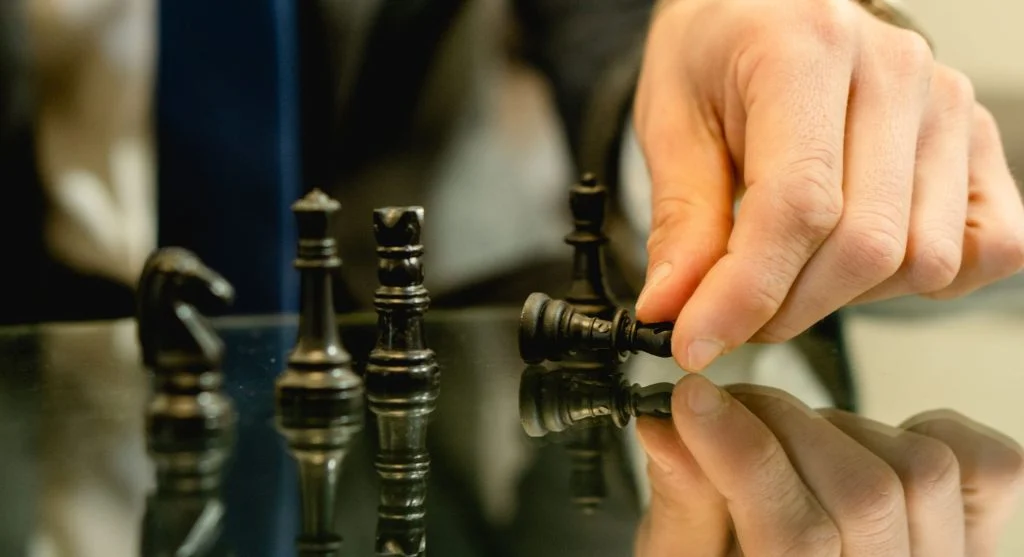 strong game positioning reduces risk